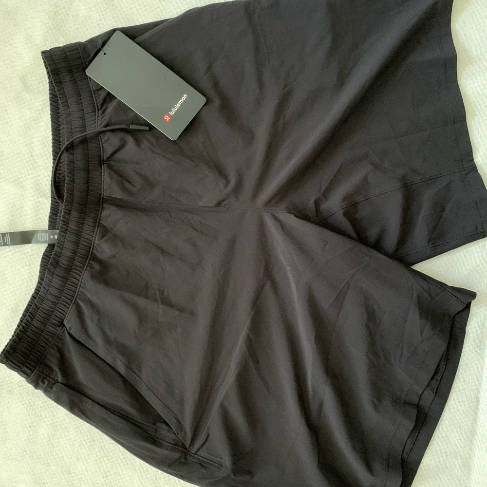 Lululemon pace breaker shorts for men